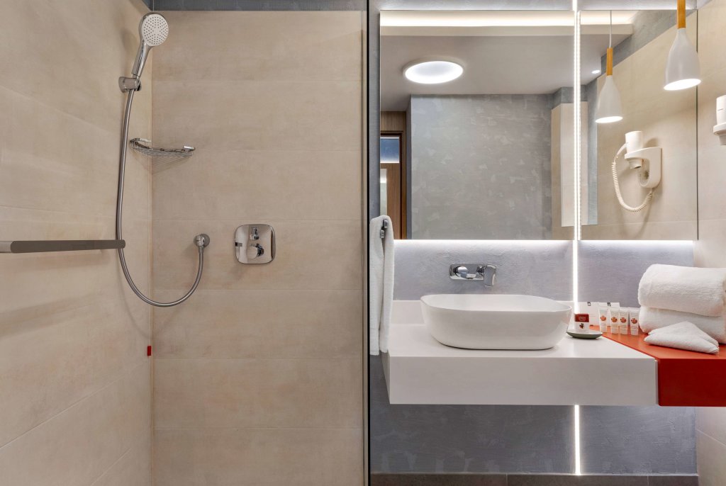 Ramada by Wyndham Slatina Parc - 690