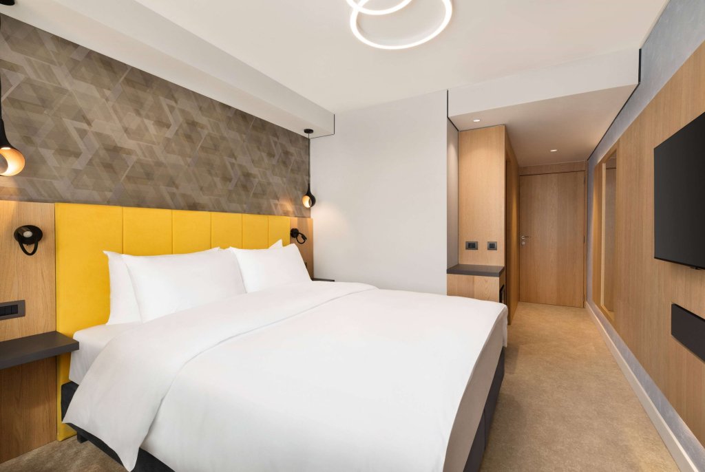 Ramada by Wyndham Slatina Parc - 706