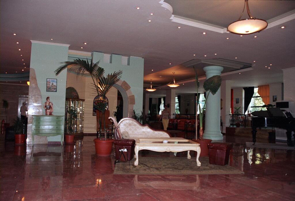 Hotel Perla - 56
