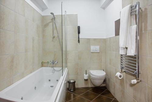 Hotel Pestera - 589