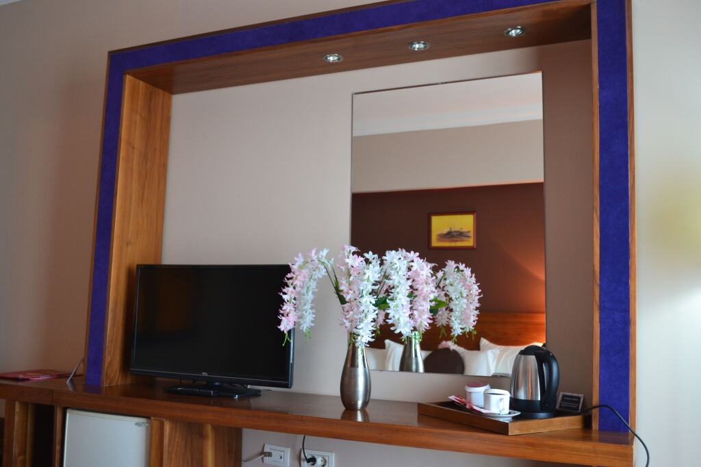 Hotel Phoenicia Express - 819