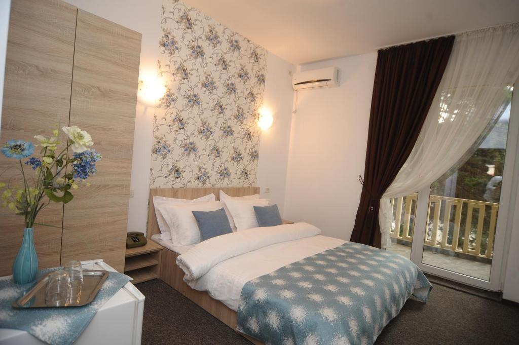 Hotel Pinguin - 527