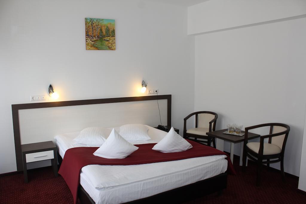 Hotel President - 320