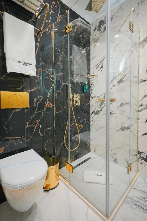 W Regal Boutique&Spa - 973