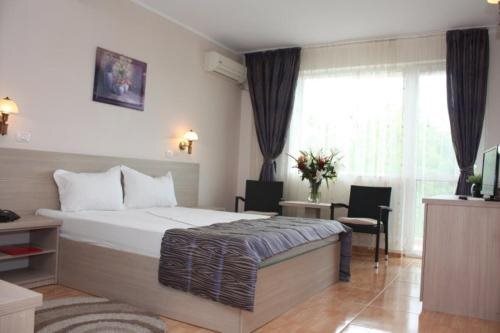 Hotel Regal - 829