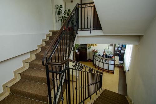 Hotel Restaurant Alesia - 585
