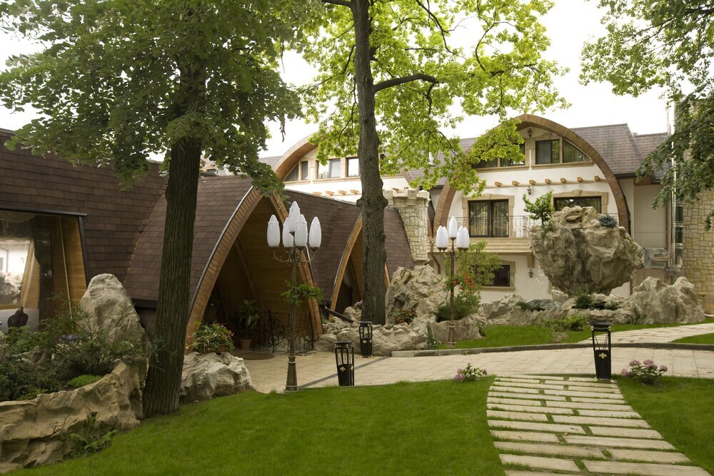 Hotel Restaurant La Castel - 833