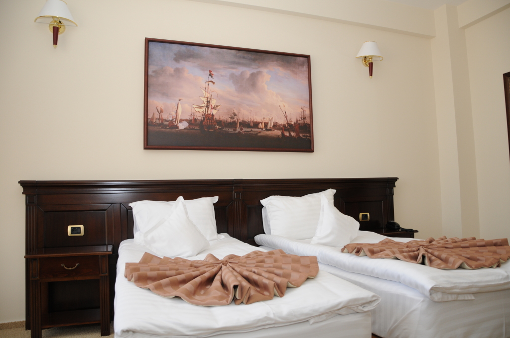 Hotel Rexton - 912