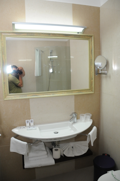 Hotel Rexton - 304
