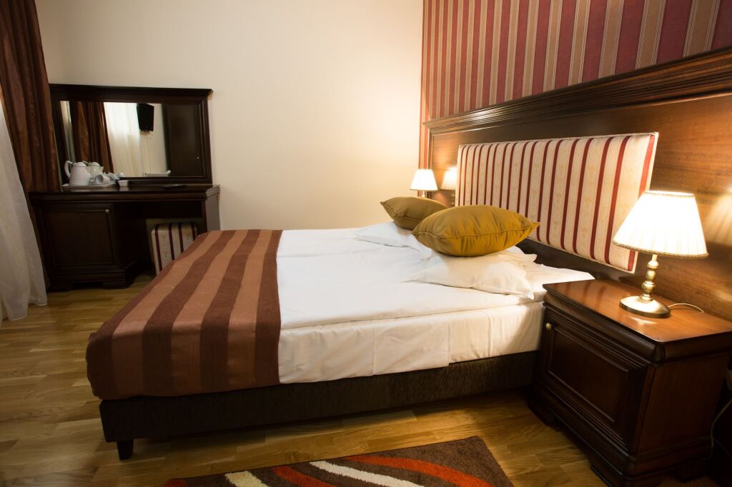 Hotel Rina Cerbul - 646