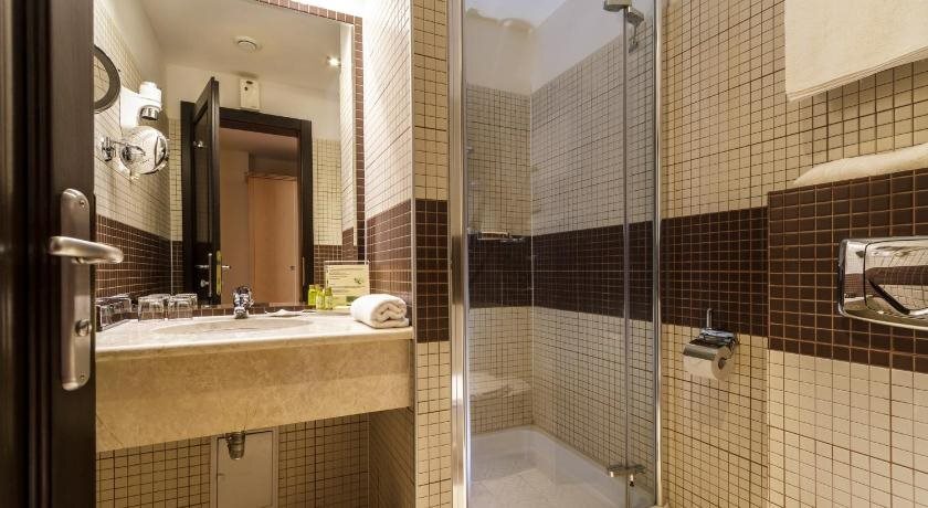 Hotel Rogge - 480