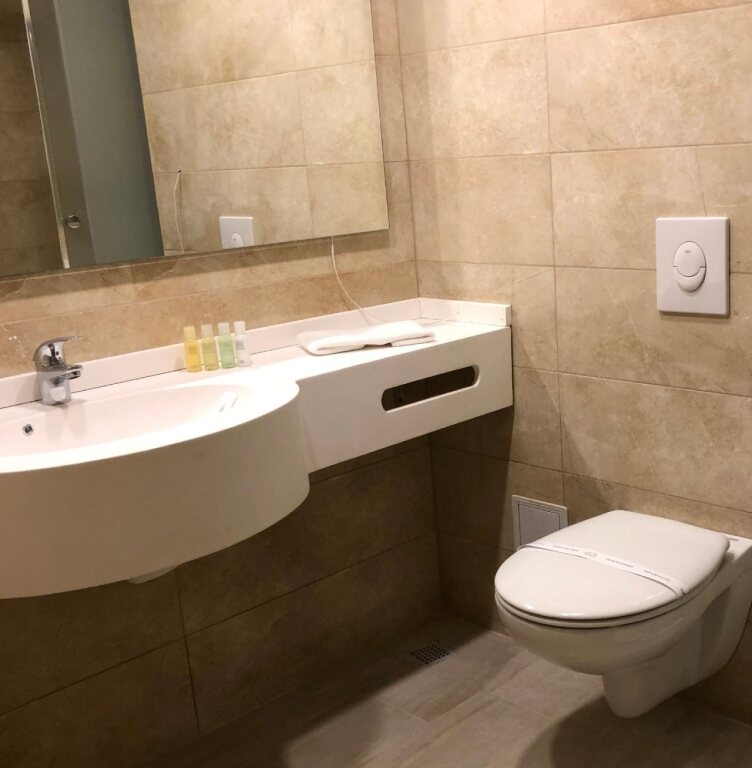 Hotel Agora - 679