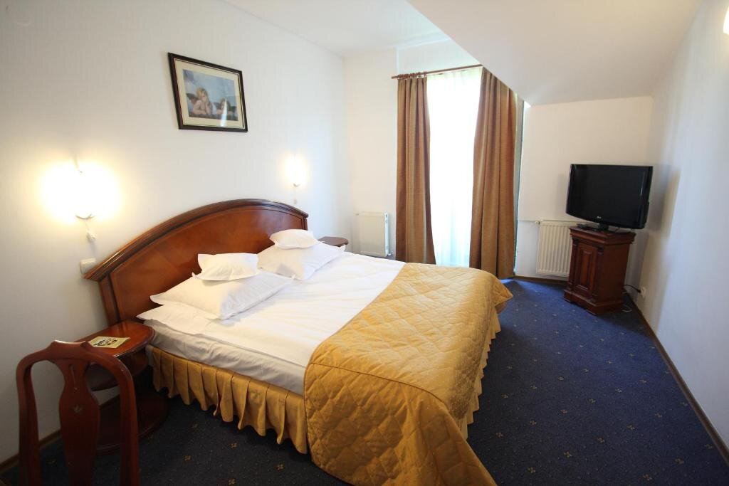 Hotel Ruia - 64