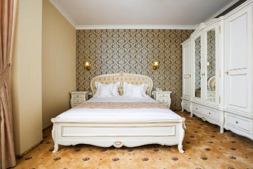 Hotel Saint Germain - 803