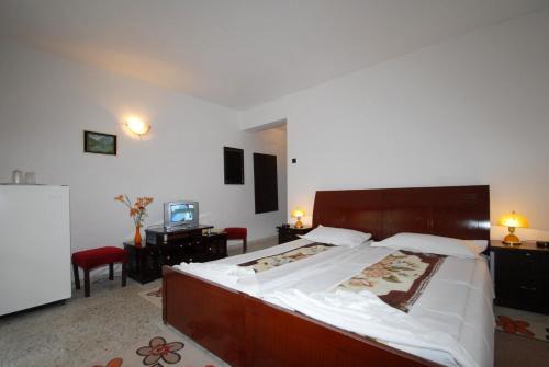 Hotel Sanda - 770