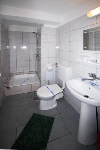 Hotel Sanda - 896