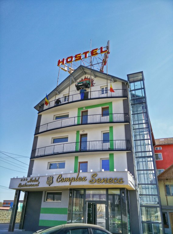 Hotel Seneca - 413