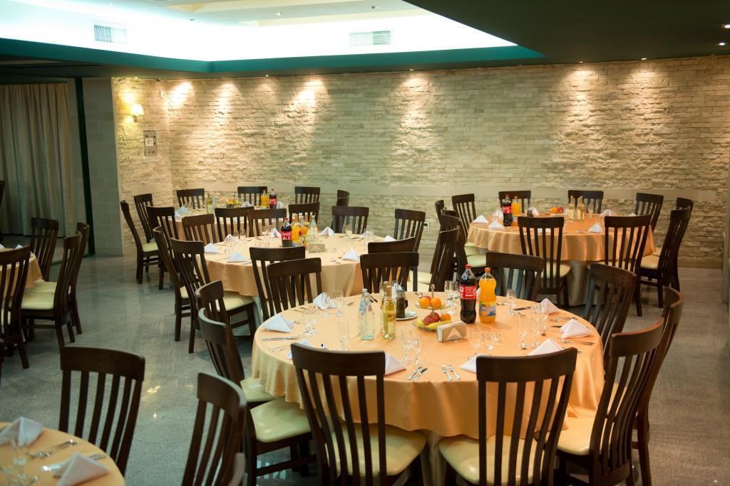 Hotel Siret - 734