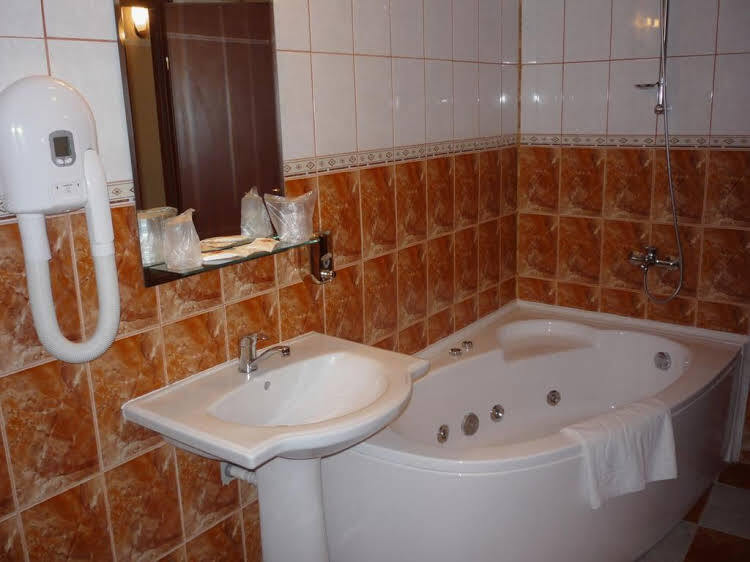 Hotel Sud - 998
