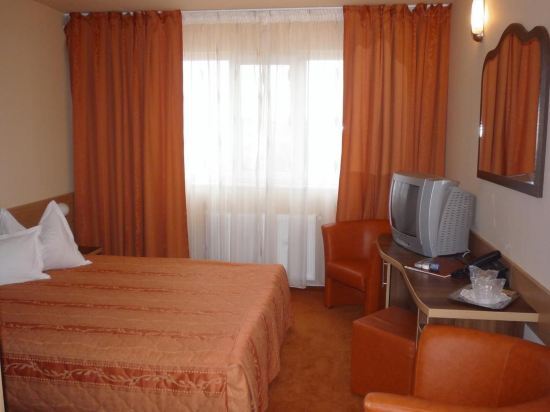 Hotel Sud - 898