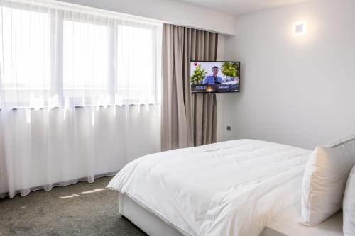 Hotel Tempo - 698