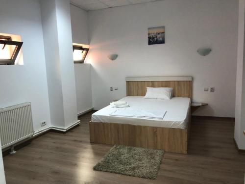 Hotel Tomi - 247