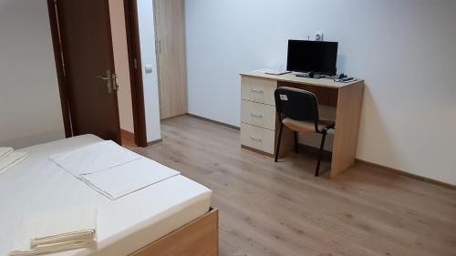Hotel Tomi - 222