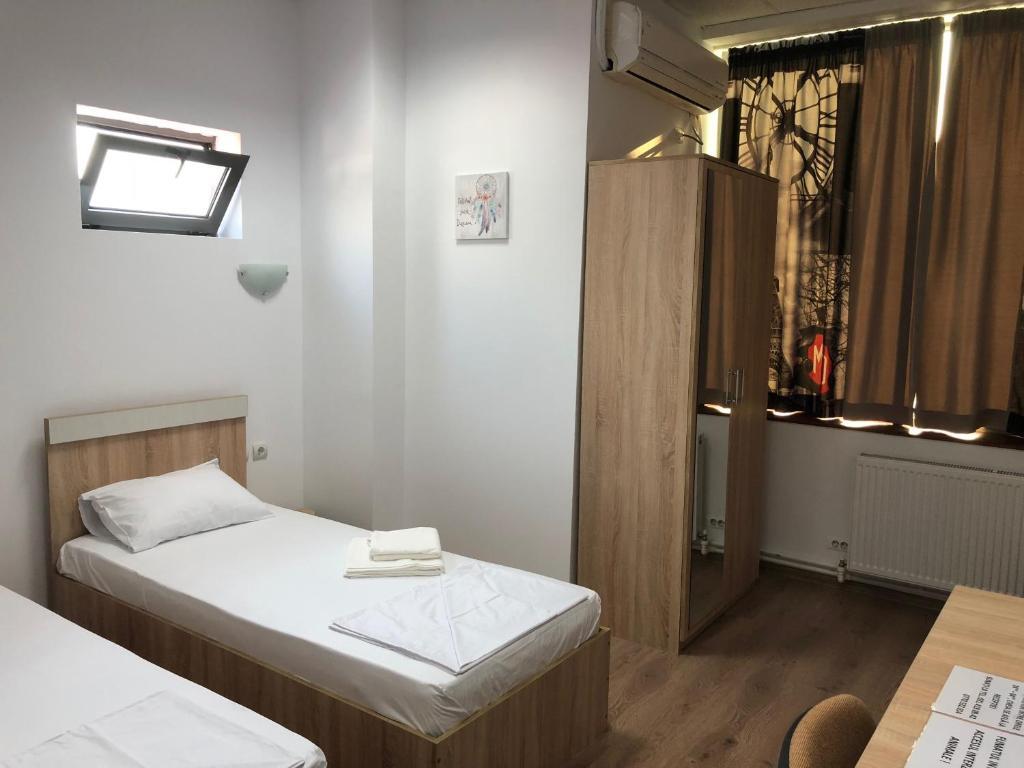 Hotel Tomi - 742