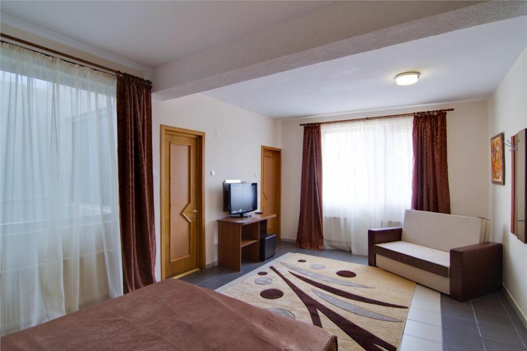 Tranzzit Hotel - 521
