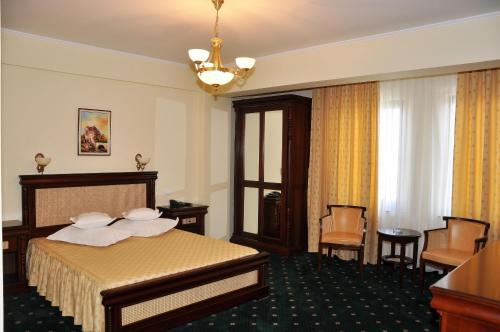 Victoria Hotel - 155