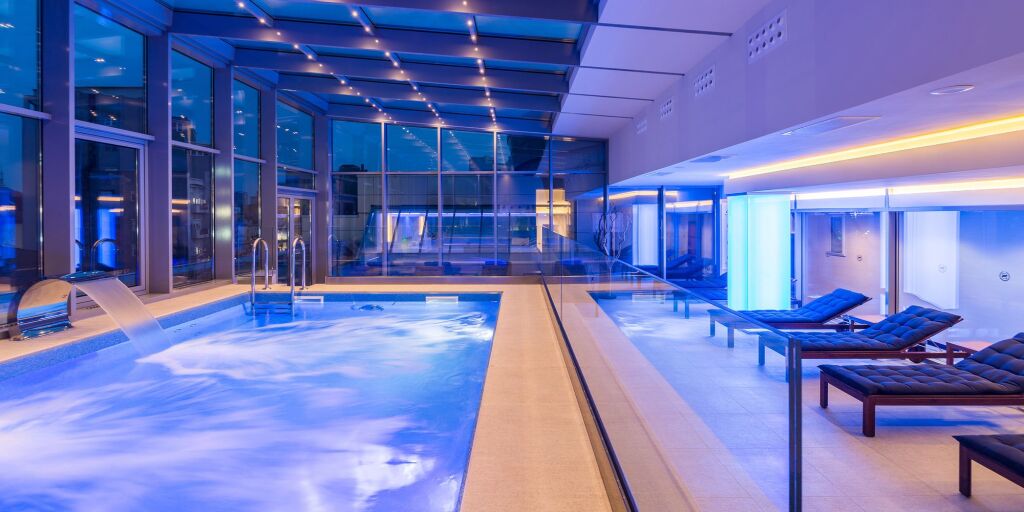 Sheraton Bucharest Hotel - 38