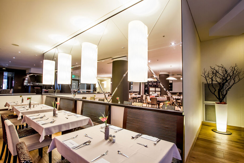 Sheraton Bucharest Hotel - 812