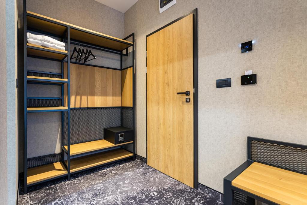 Hugo Hotel - 648