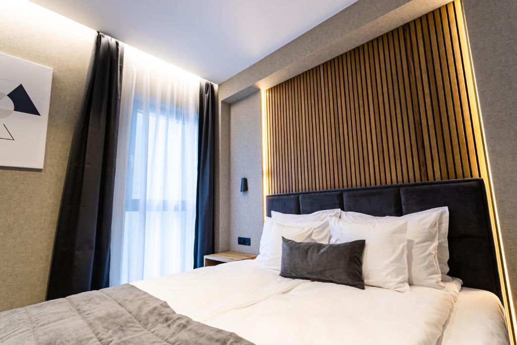 Hugo Hotel - 541