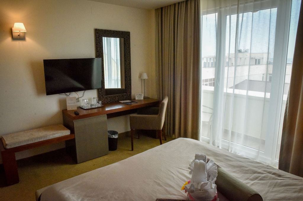 Iaki Hotel - 373