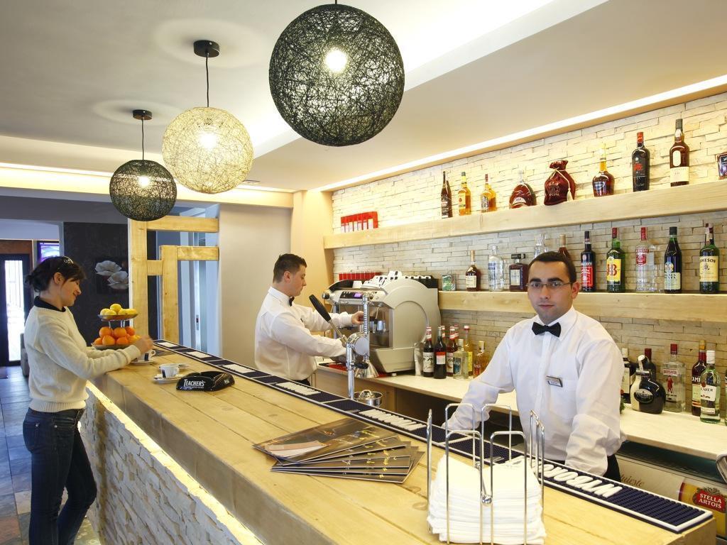 Ioana Hotels - 724