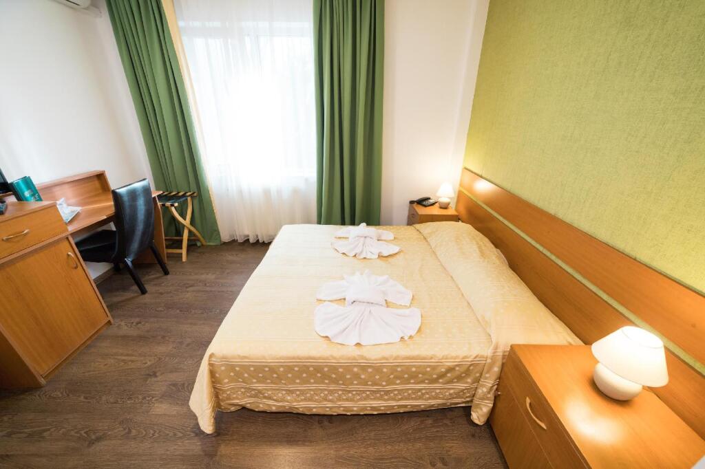 London Constanta - 322