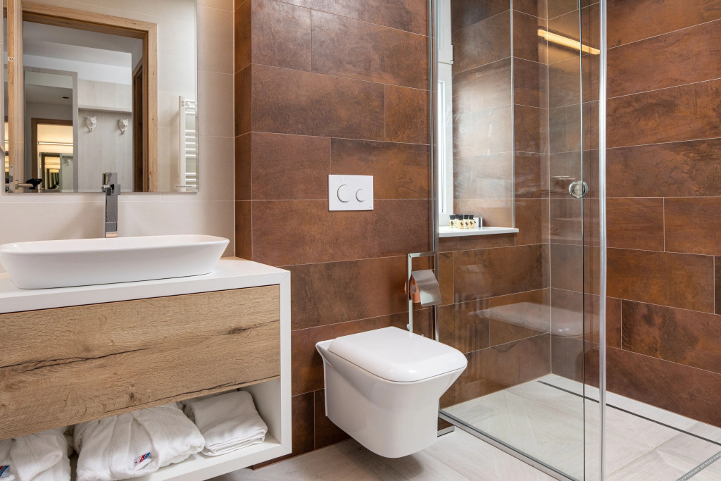 Kanopian Penthouse Hotel - 990