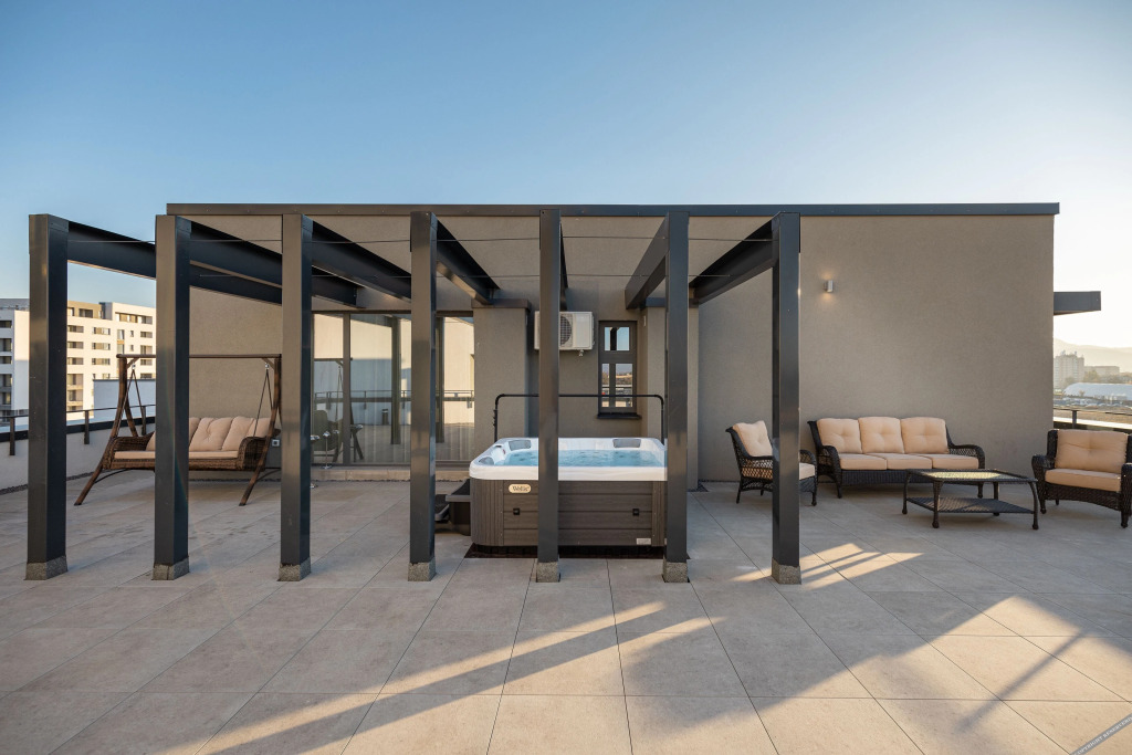 Kanopian Penthouse Hotel - 995
