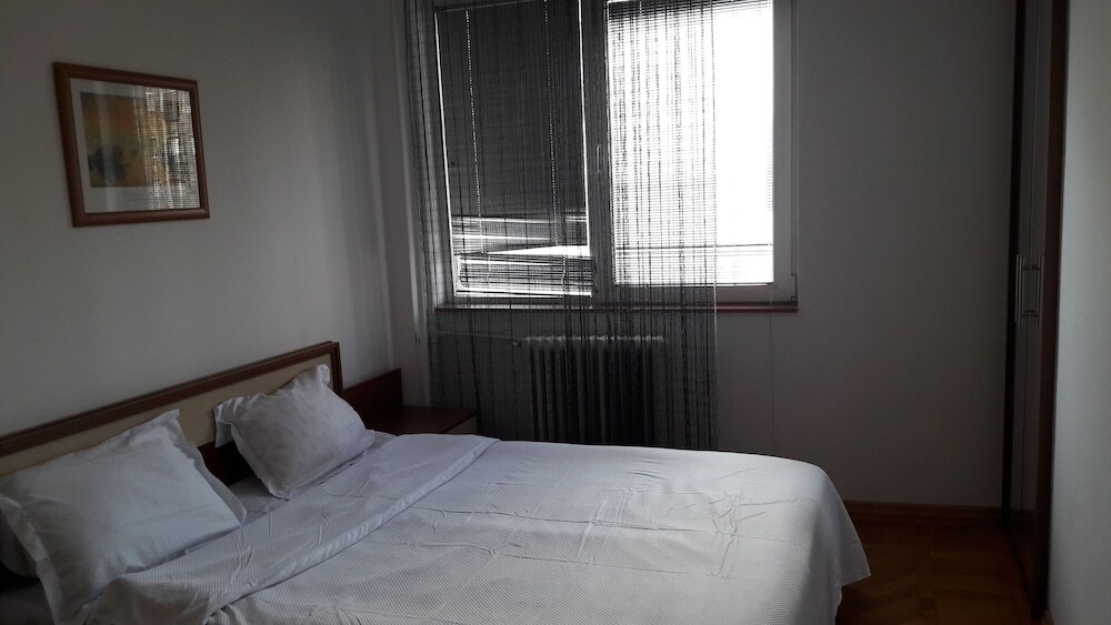 Km 0 Deluxe Apartment Old Town - 413