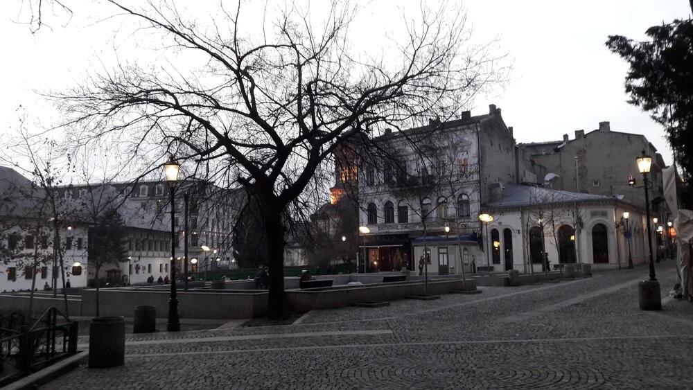 Km 0 Unirii Old Town - 1000