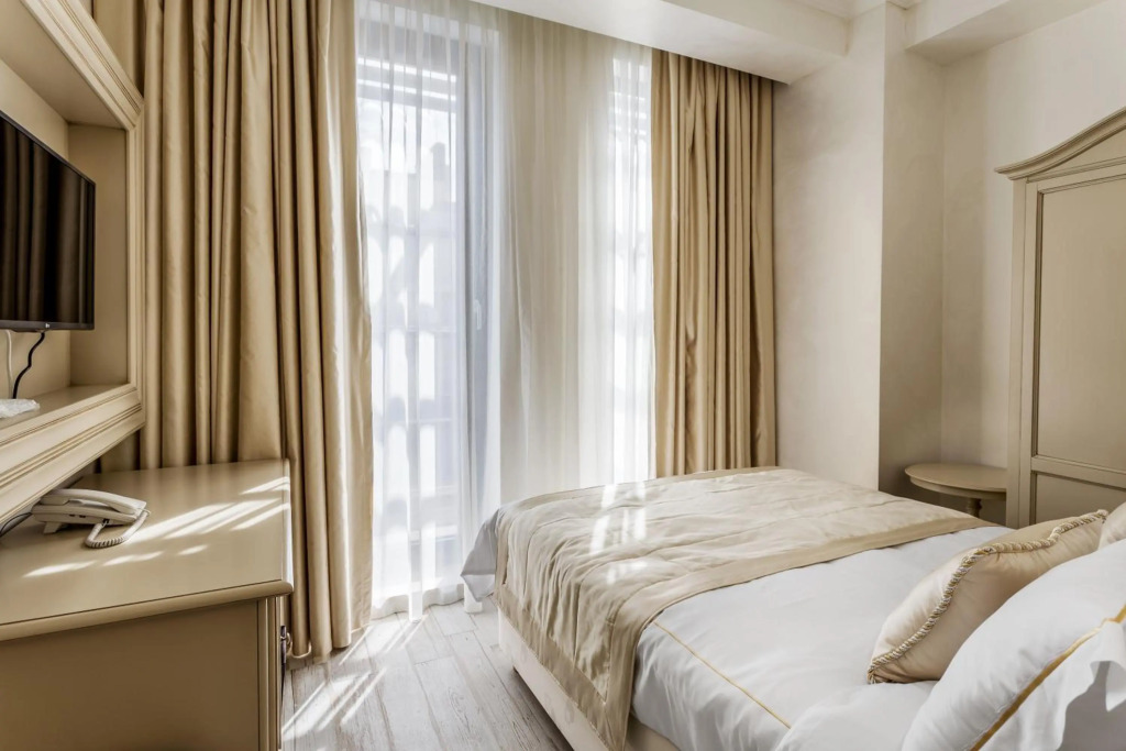 Old Town Boutique Hotel - 214