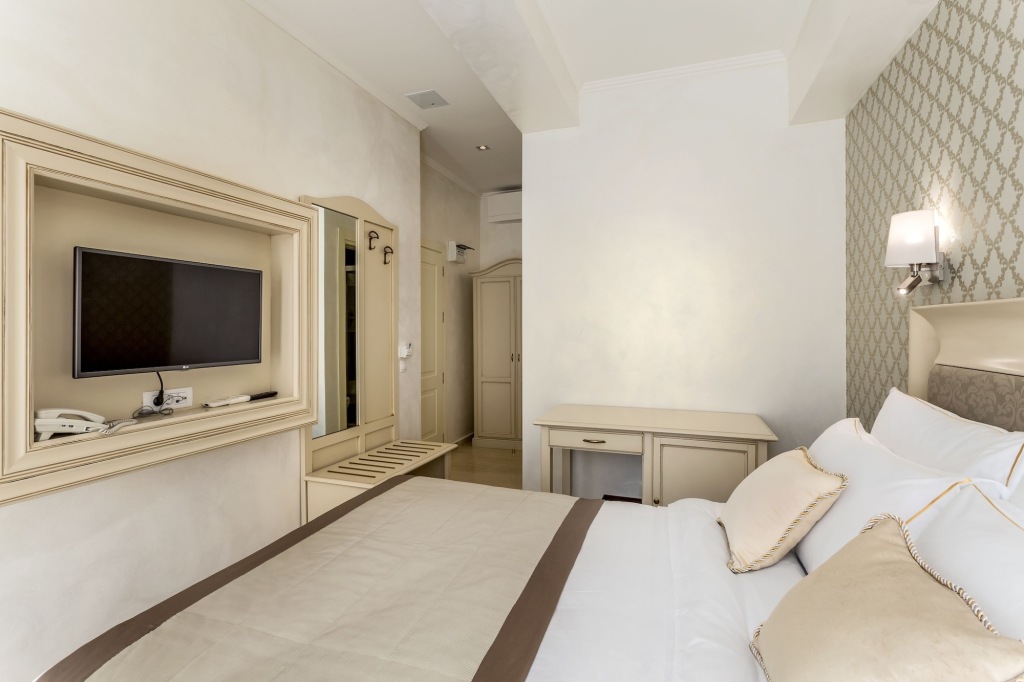 Old Town Boutique Hotel - 542