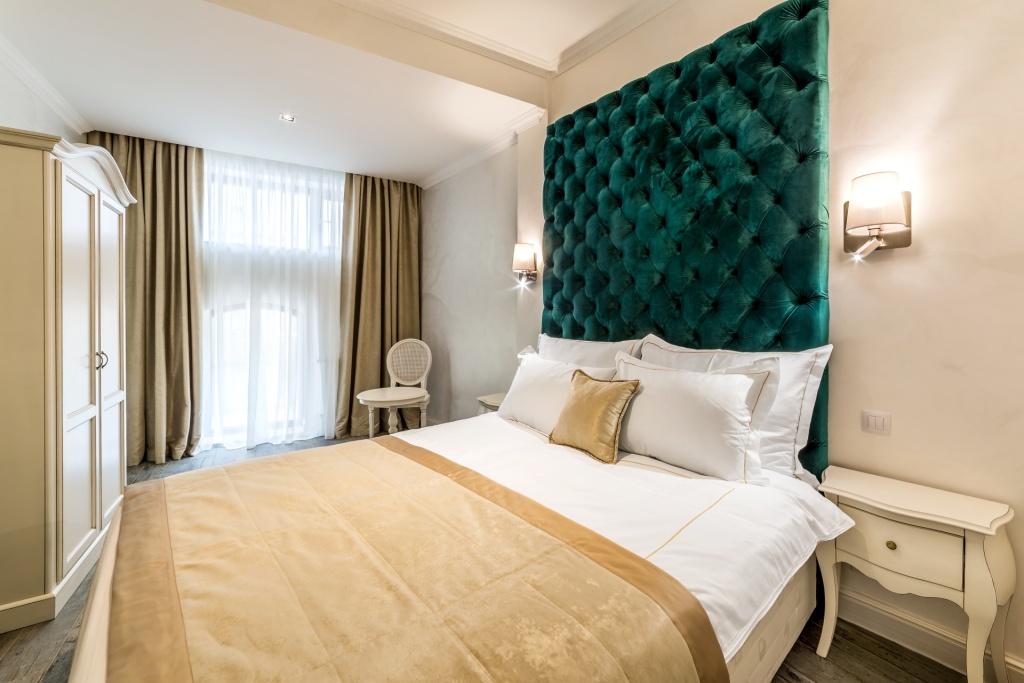 Old Town Boutique Hotel - 594