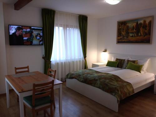 Pensiune păstrăvărie La pintea haiducu - 471