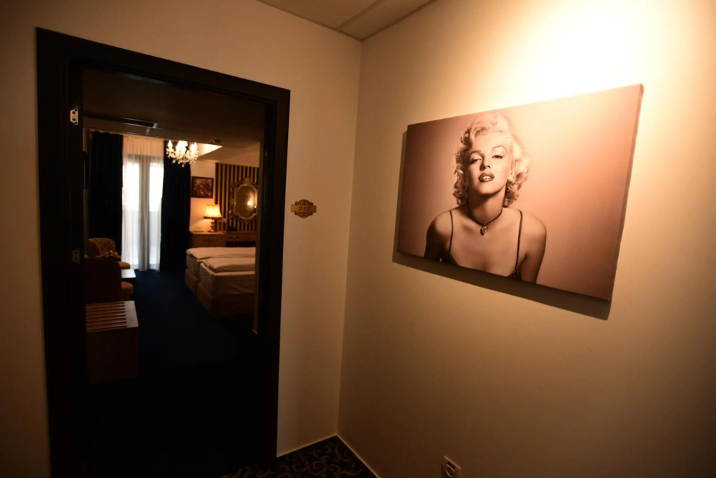 La Rocca Hotel Boutique - 722
