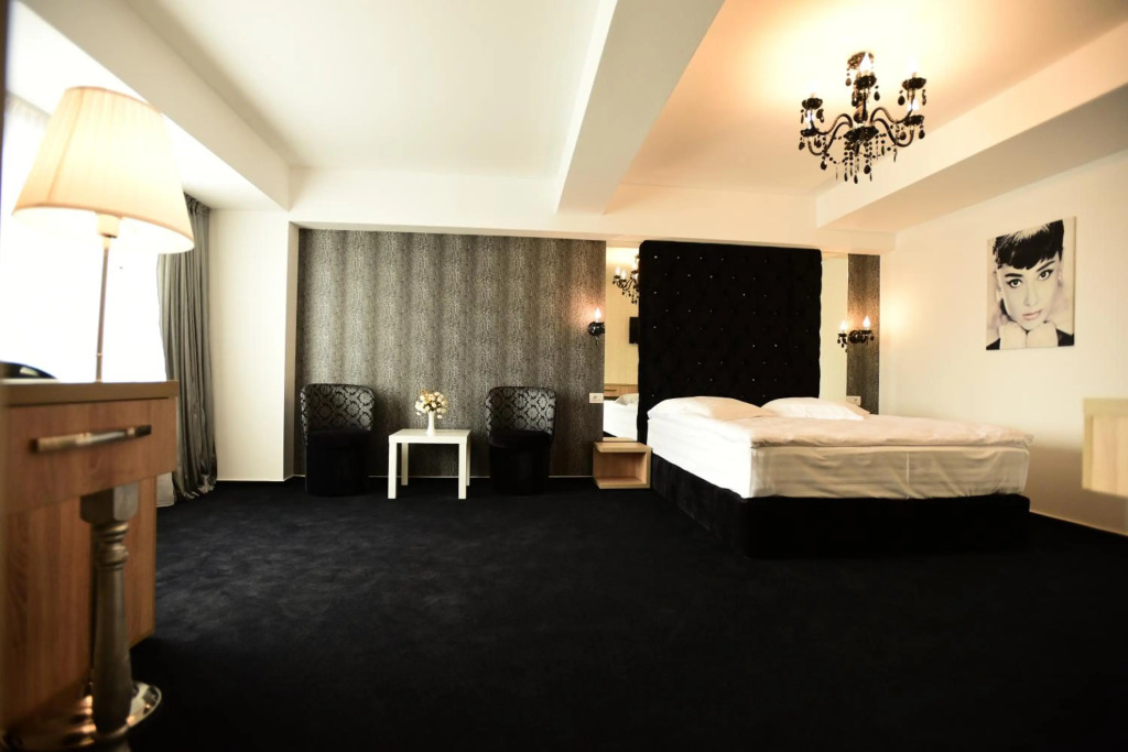 La Rocca Hotel Boutique - 681