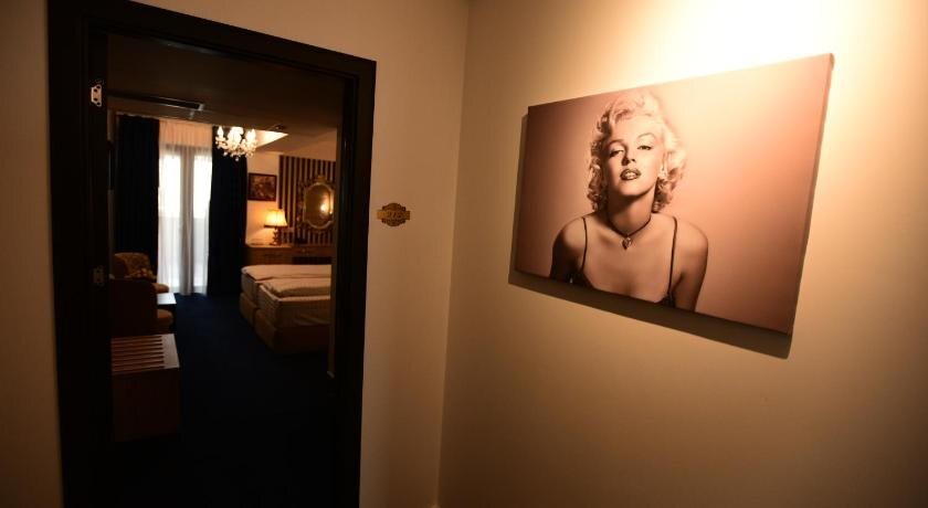 La Rocca Hotel Boutique - 678