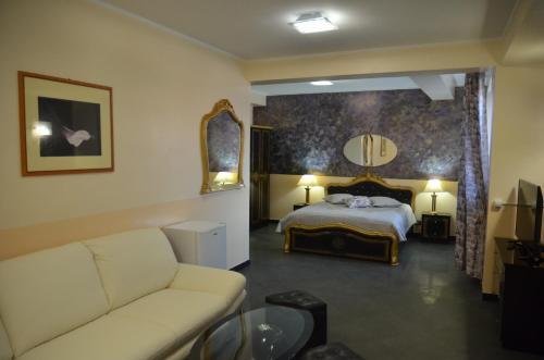 Liberty Rooms - 385
