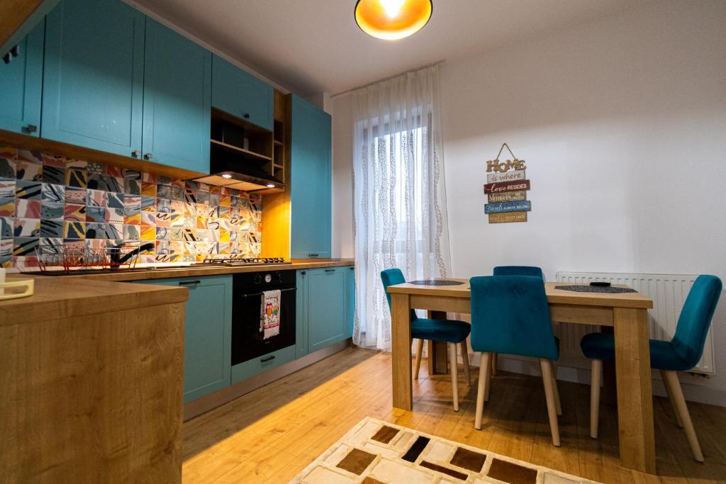 Lighthouse Central Apt with unique views of the Fortress, Free Parking, 5 min by car from the Old Town - 290